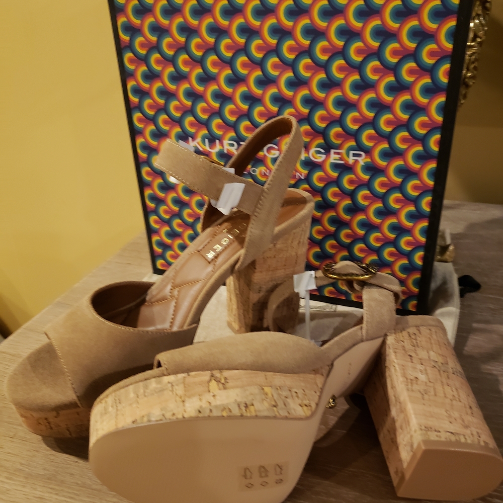 Kurt Geiger Mayfair Tan Cork Platform Block Heel Sandals w/ Crystal Eagle NIB! ♡ - Picture 6 of 11
